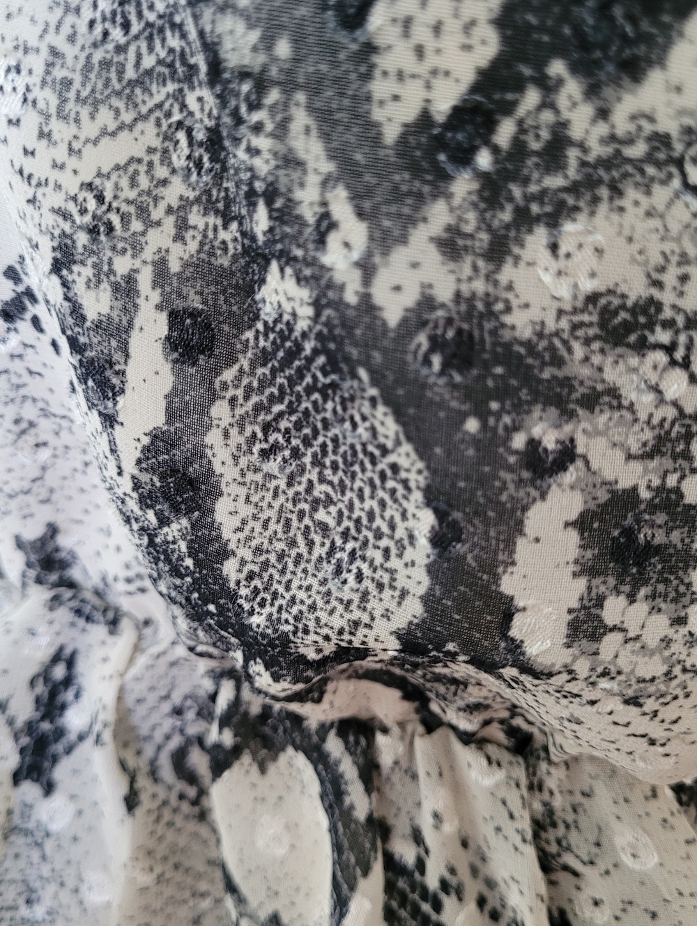 Illa Illa Snakeskin Mini Dress Size S NWT - Picture 3 of 11